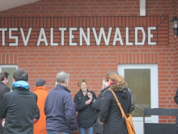 Einweihung Sanitäranlage 08.03.2013